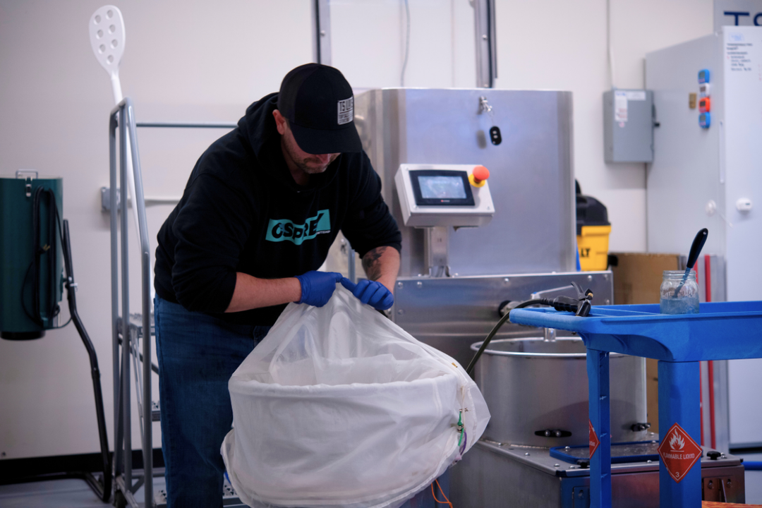 How to Save Time & Money in Your Cannabis Extraction Lab