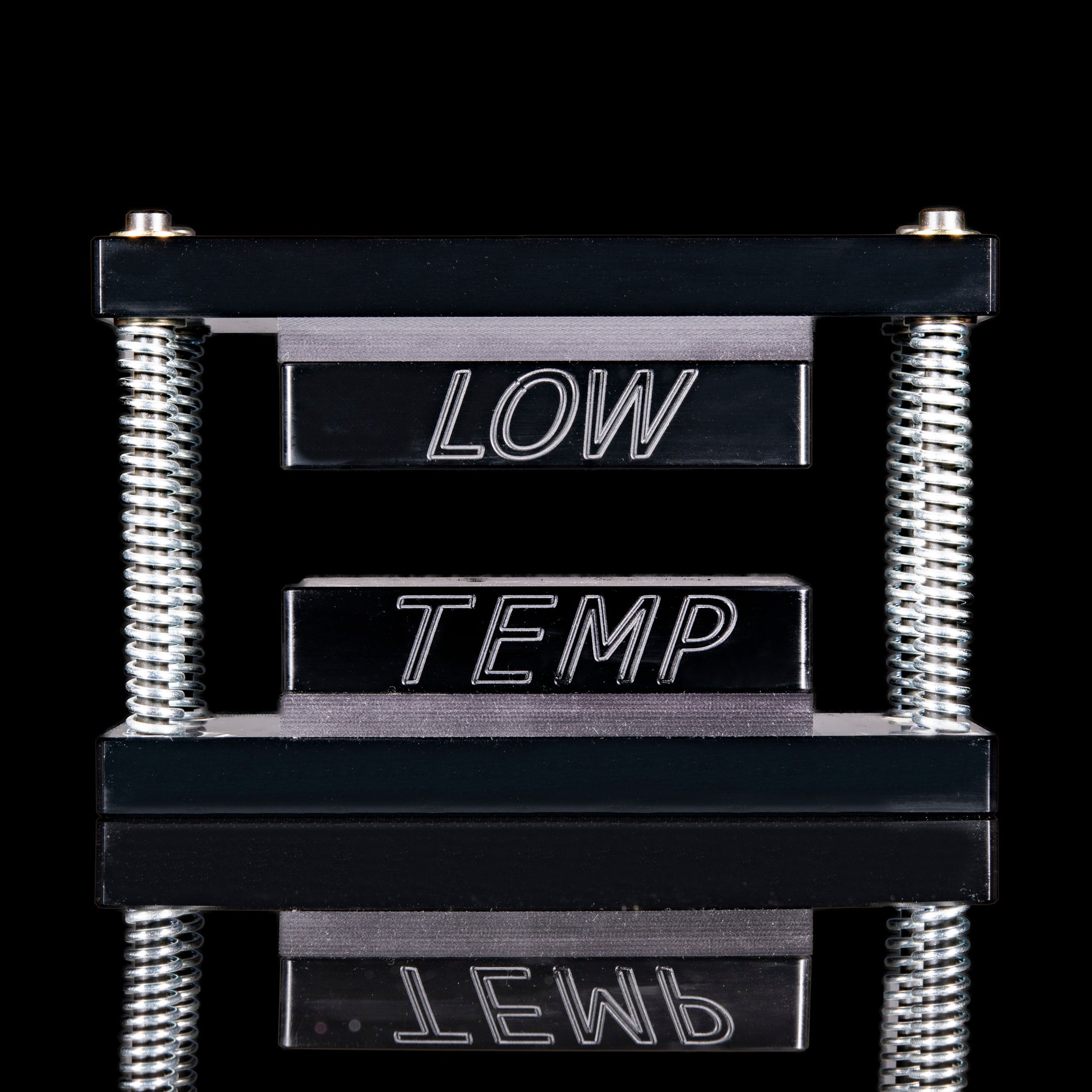 Lowtemp_3x5_Rosin_Press_Cage_B